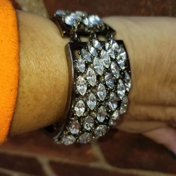 Vintage hematite and crystal bracelet - Picture 8 of 8